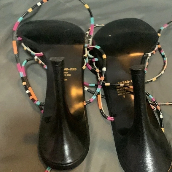 "Size 9 Colin Stuart Lace-Up Leather Strap Sandals: Black Multi-Color - Trendy - Picture 11 of 12